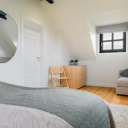 Villa Mazurskie - Niebieska: Lakeside Retreat With Private Pool *