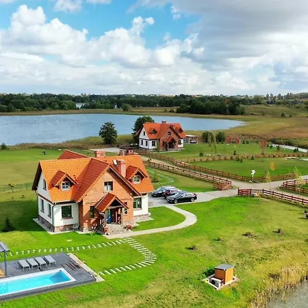 Villa Mazurskie - Niebieska: Lakeside Retreat With Private Pool Sterlawki Wielkie