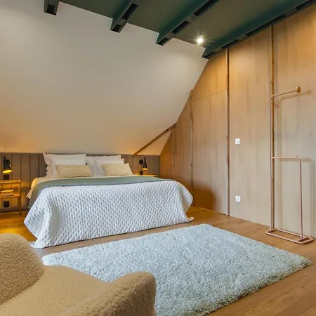 Mazurskie - Niebieska: Lakeside Retreat With Private Pool Villa *