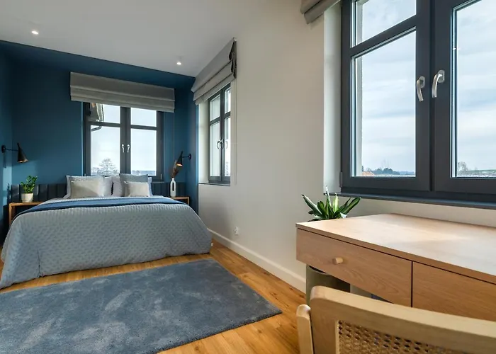 Mazurskie - Niebieska - Siedlisko Na Mazurach Z Bezposrednim Dostepem Do Jeziora Dejguny Oraz Prywatnym Basenem *