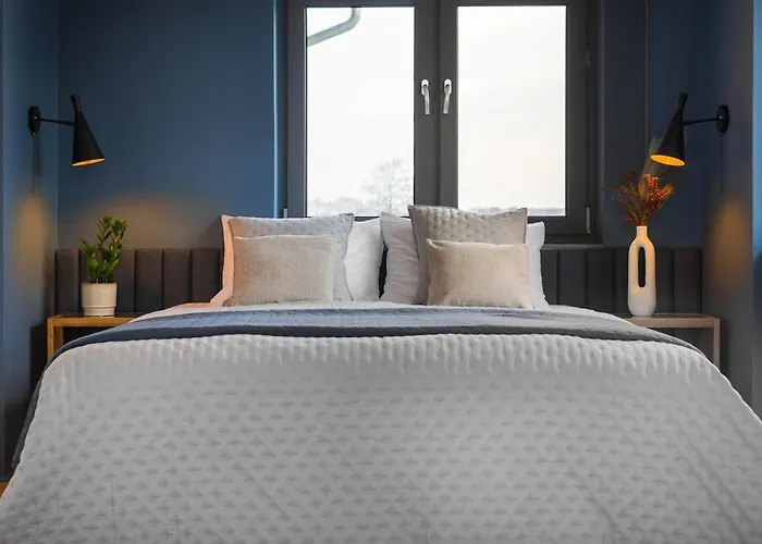 Mazurskie - Niebieska - Siedlisko Na Mazurach Z Bezposrednim Dostepem Do Jeziora Dejguny Oraz Prywatnym Basenem Vila