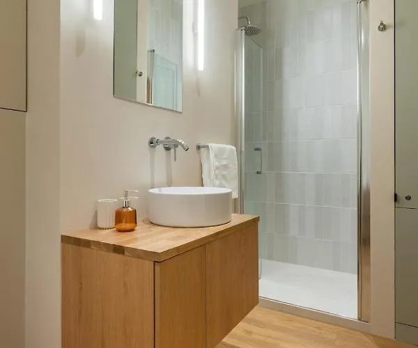 Mazurskie - Niebieska - Siedlisko Na Mazurach Z Bezposrednim Dostepem Do Jeziora Dejguny Oraz Prywatnym Basenem Vila