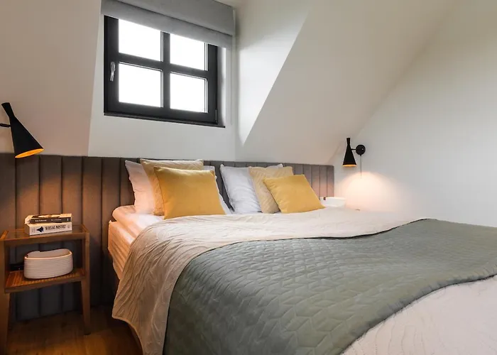 Mazurskie - Niebieska - Siedlisko Na Mazurach Z Bezposrednim Dostepem Do Jeziora Dejguny Oraz Prywatnym Basenem *