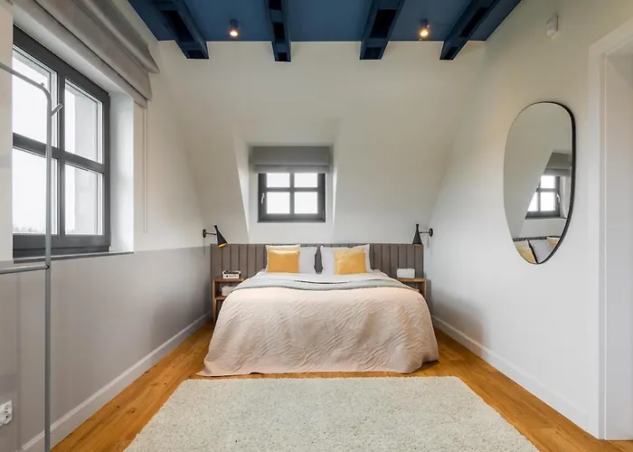 Mazurskie - Niebieska - Siedlisko Na Mazurach Z Bezposrednim Dostepem Do Jeziora Dejguny Oraz Prywatnym Basenem Sterławki Wielkie