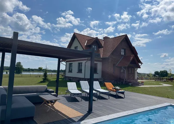 Mazurskie - Niebieska - Siedlisko Na Mazurach Z Bezposrednim Dostepem Do Jeziora Dejguny Oraz Prywatnym Basenem Vila *